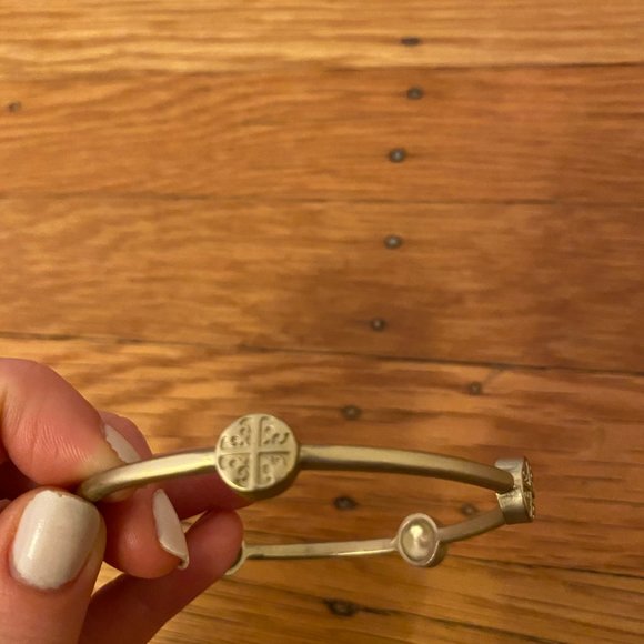 Fun Gold Bangle - Picture 2 of 2